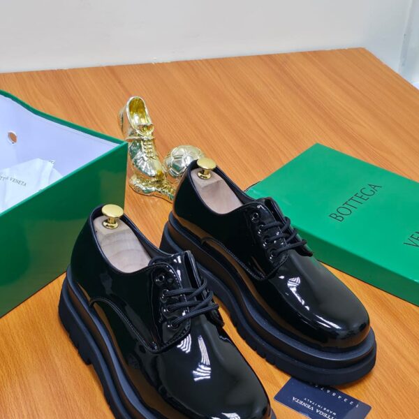 Bottega Veneta Black Patent Leather Derby Shoes with Lug Sole