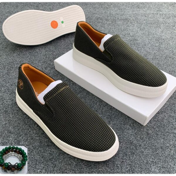 Casual Slip-On Sneakers with Textured Fabric & White Sole