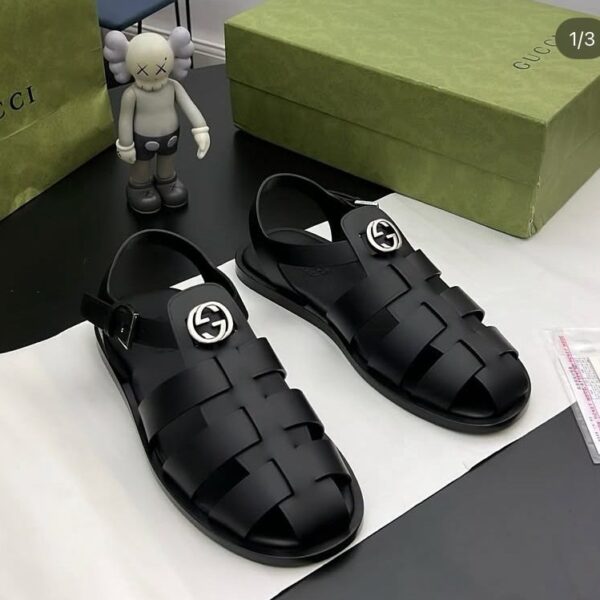Gucci Black Leather Fisherman Sandals with Interlocking G