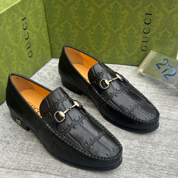 Gucci Jordaan Crocodile-Pattern Loafers