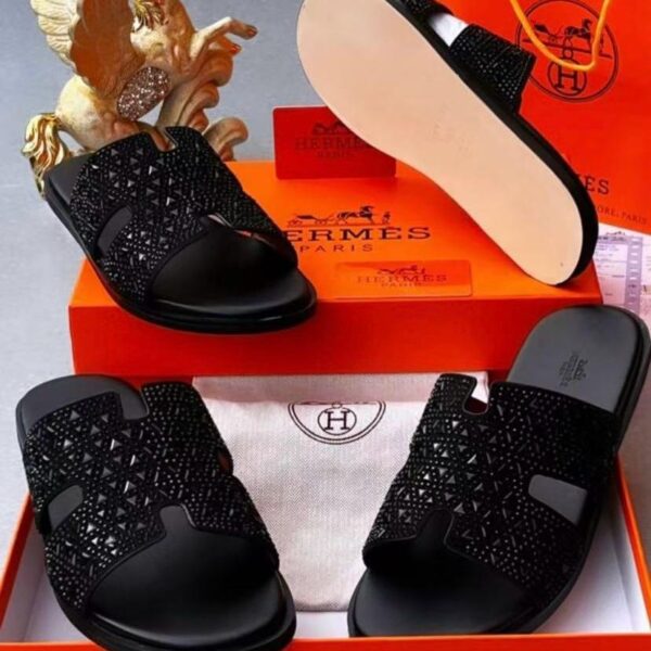 Hermès Paris Ruff Black Sandals