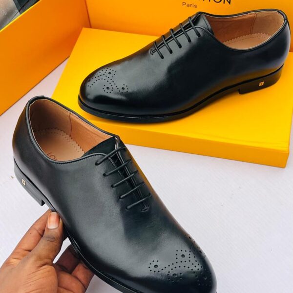 Louis Vuitton Black Brogue Oxford Dress Shoes