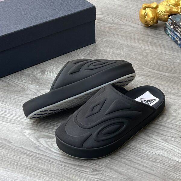 Men’s Black Slides Sandals
