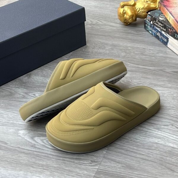 Men’s Yellow Casual Slides
