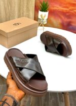 UGG Men’s Wainscott Leather Slides