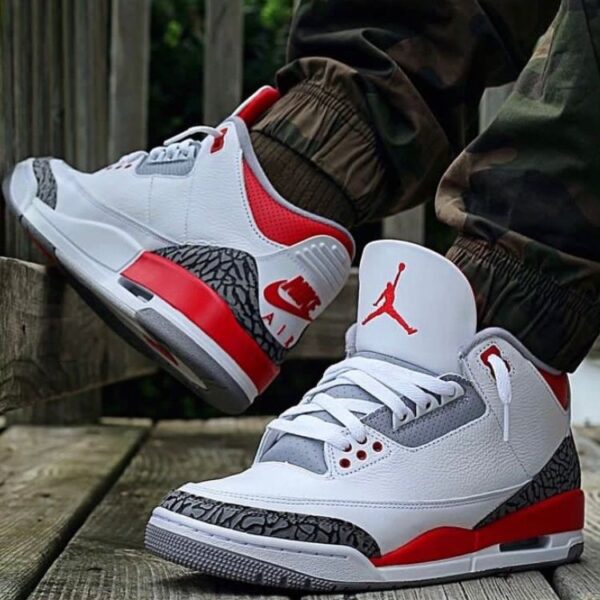 Air Jordan 3 Retro OG “Fire Red” Sneakers