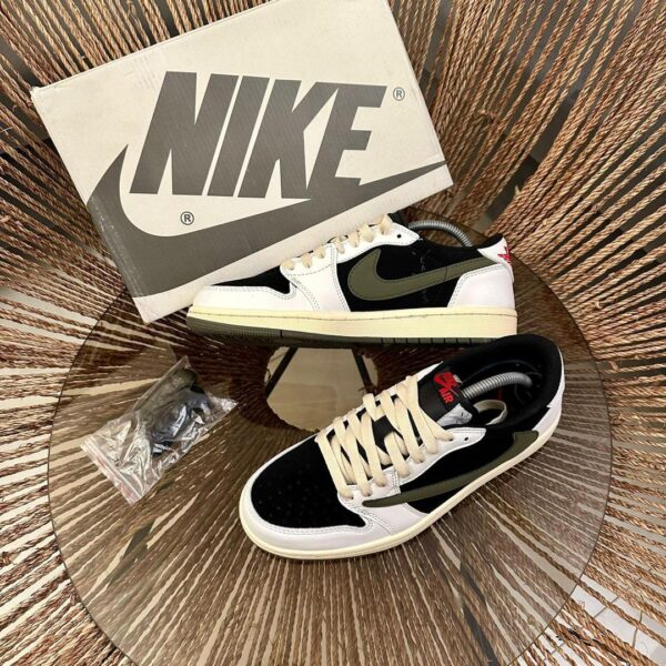 Travis Scott x Air Jordan 1 Retro Low OG SP “Olive” Sneakers